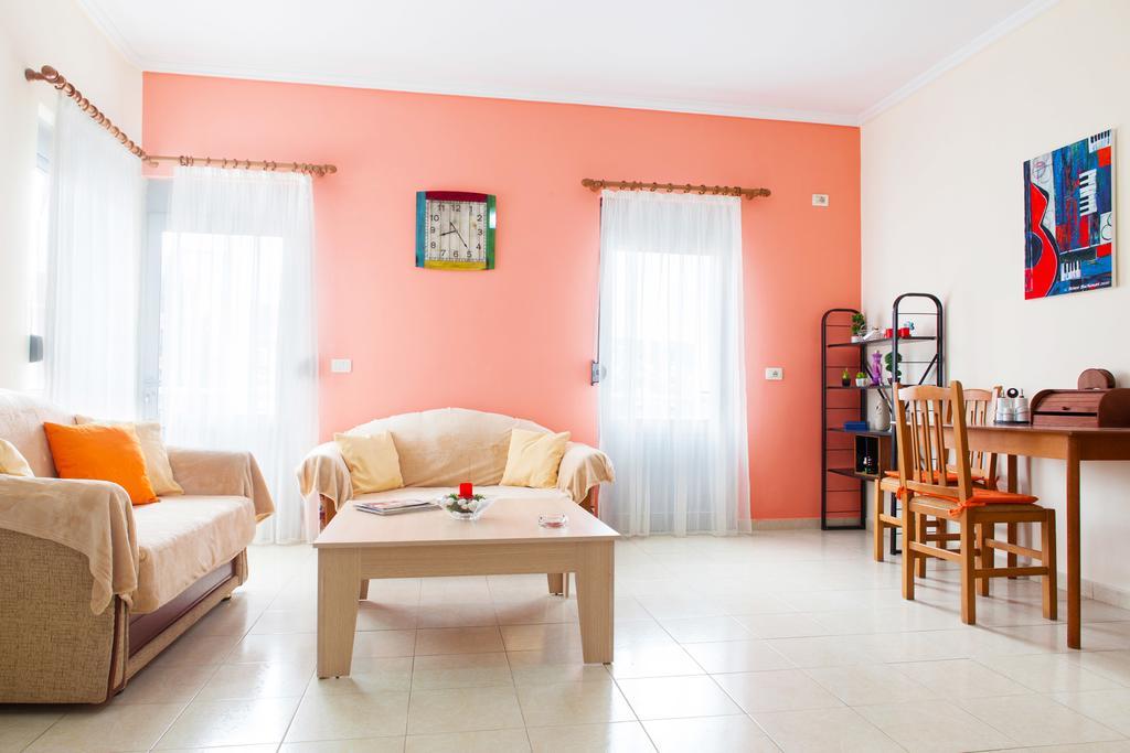 Work-Friendly Central Apartments, ساراندا المظهر الخارجي الصورة